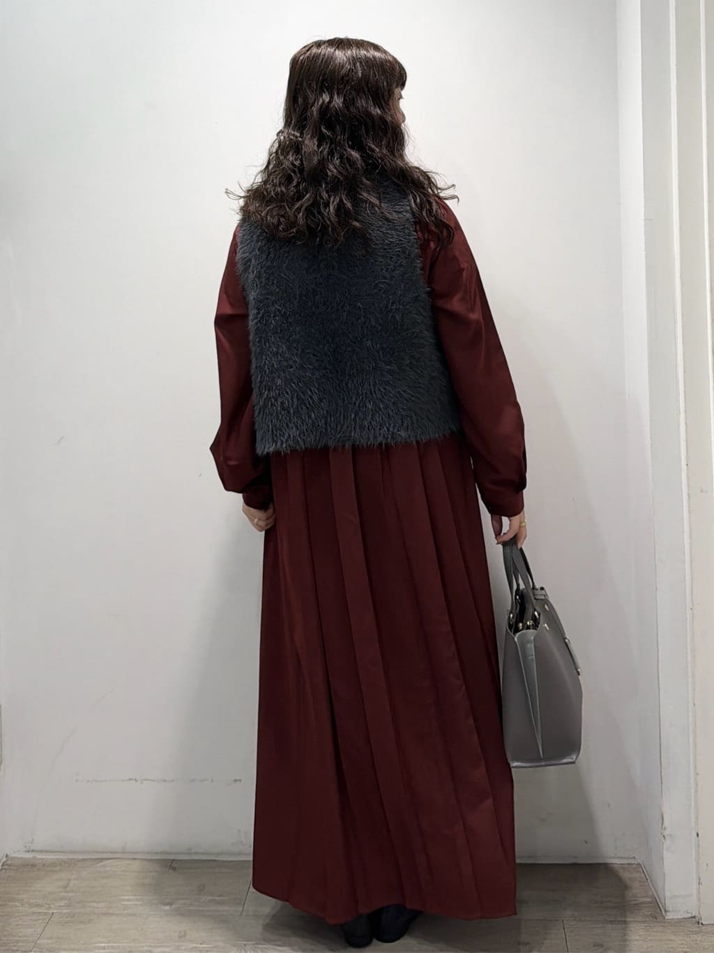 sumicaさんの「OPAQUE.CLIP｜バックプリーツワンピース【洗濯機OK】」を使ったコーディネート