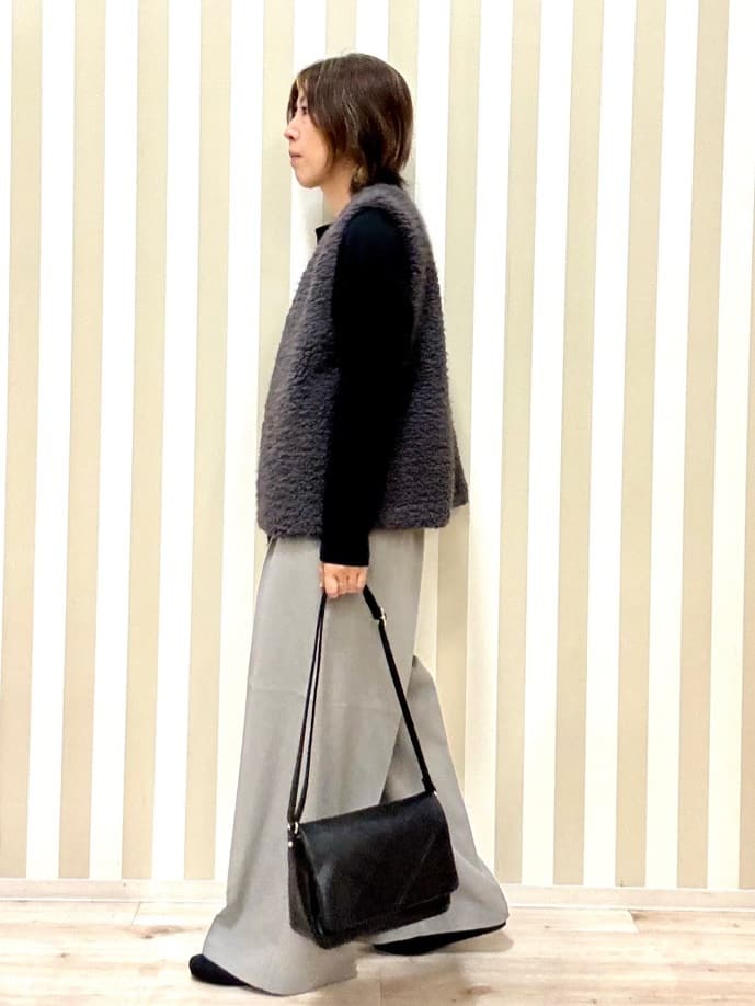 pieceさんの「SHOO･LA･RUE｜【S-LL】美しく見せる ボートネックロンT」を使ったコーディネート