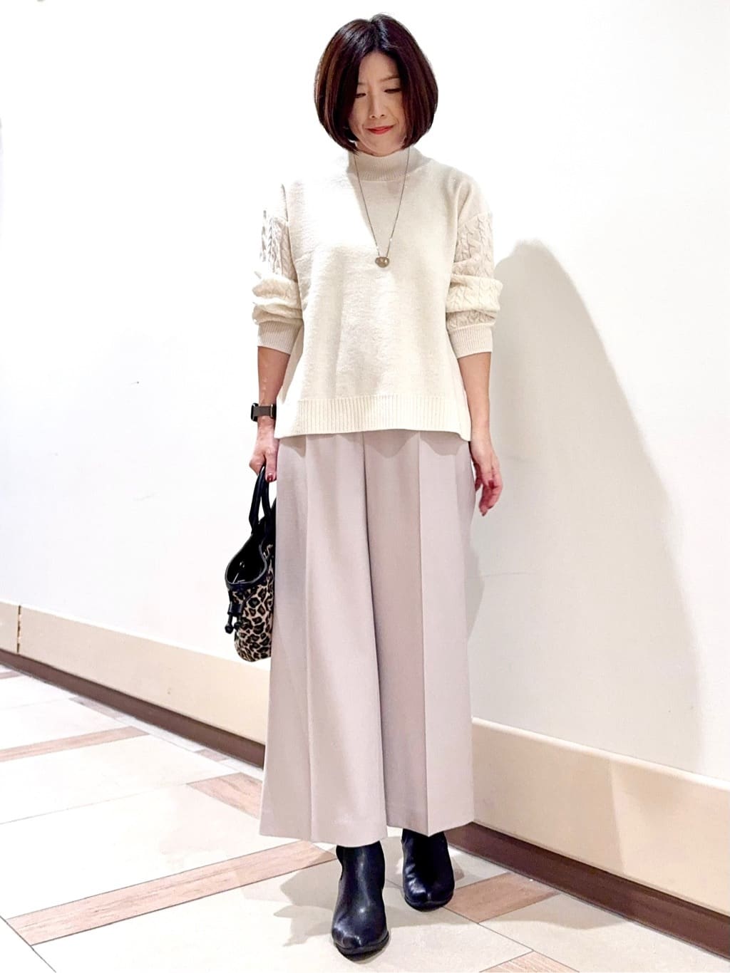 kaeさんの「Reflect｜【腰周りすっきり◎】ワイドクロップドパンツ」を使ったコーディネート