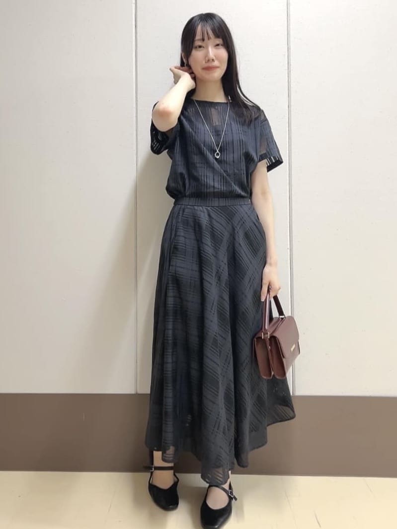 sechiさんの「UNTITLED｜【セットアップ可/エレガント】シアーチェックTブラウス」を使ったコーディネート