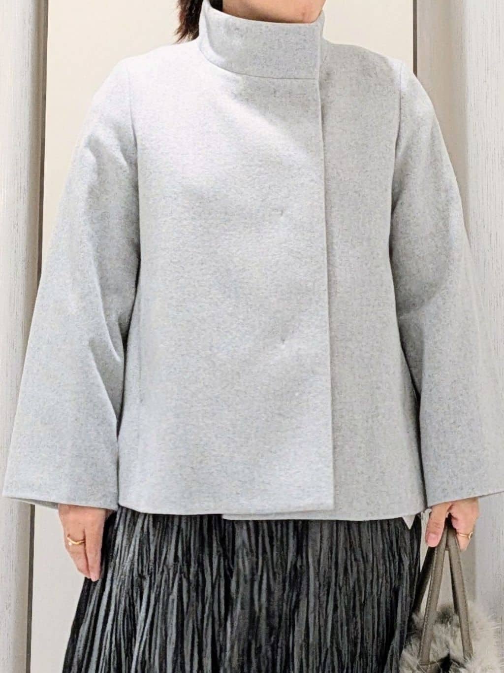 Onumaさんの「UNTITLED｜【着回しが効く／オンオフアウター】ウールショートコート」を使ったコーディネート
