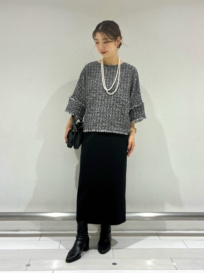 Rinさんの「UNTITLED｜【きれいめ／体型カバー】ツイードドルマントップス」を使ったコーディネート