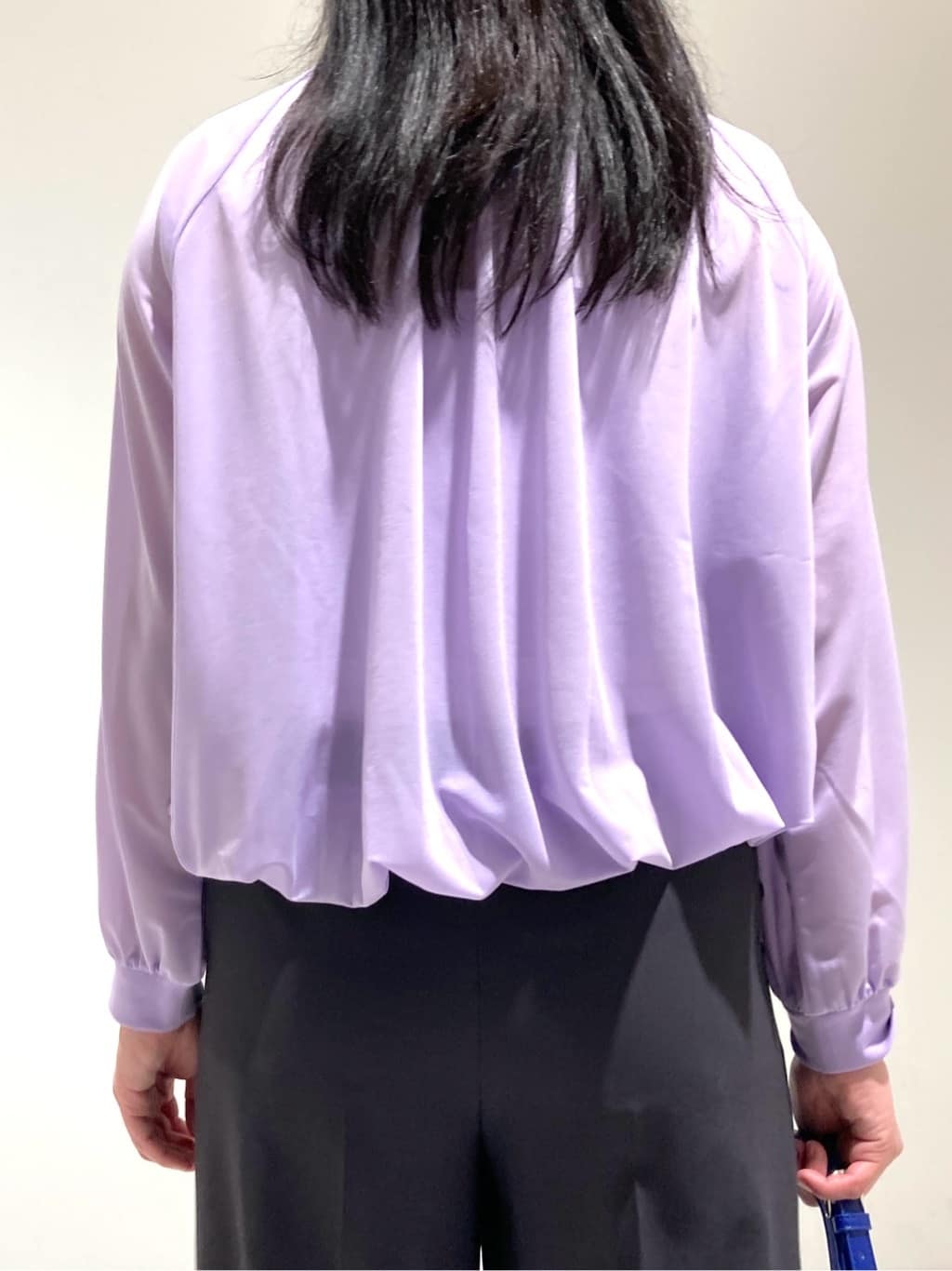 momokoさんの「INDIVI｜【体型カバー／マシンウォッシュ対応】シアージャージトップス」を使ったコーディネート