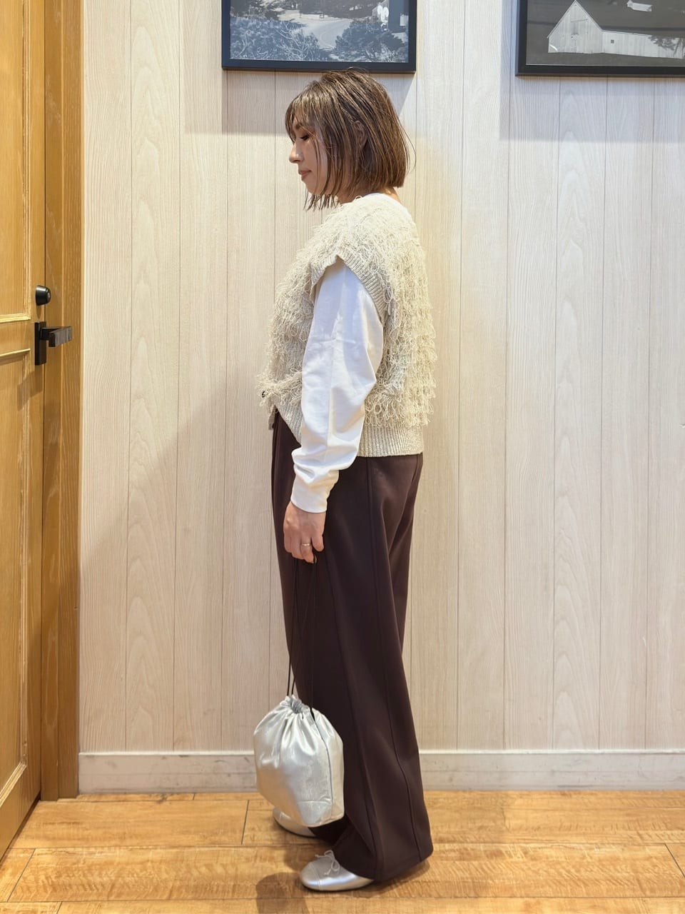 Megさんの「SHOO･LA･RUE｜【前後2WAY】着るだけで着映える ループヤーンベスト」を使ったコーディネート