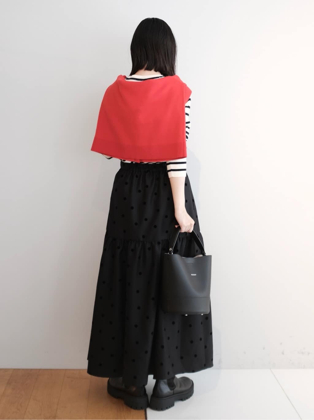 Kishimotoさんの「DRESSTERIOR｜◆Dhyana．（ディアナドット） バックファスナー チェルシーブーツ」を使ったコーディネート