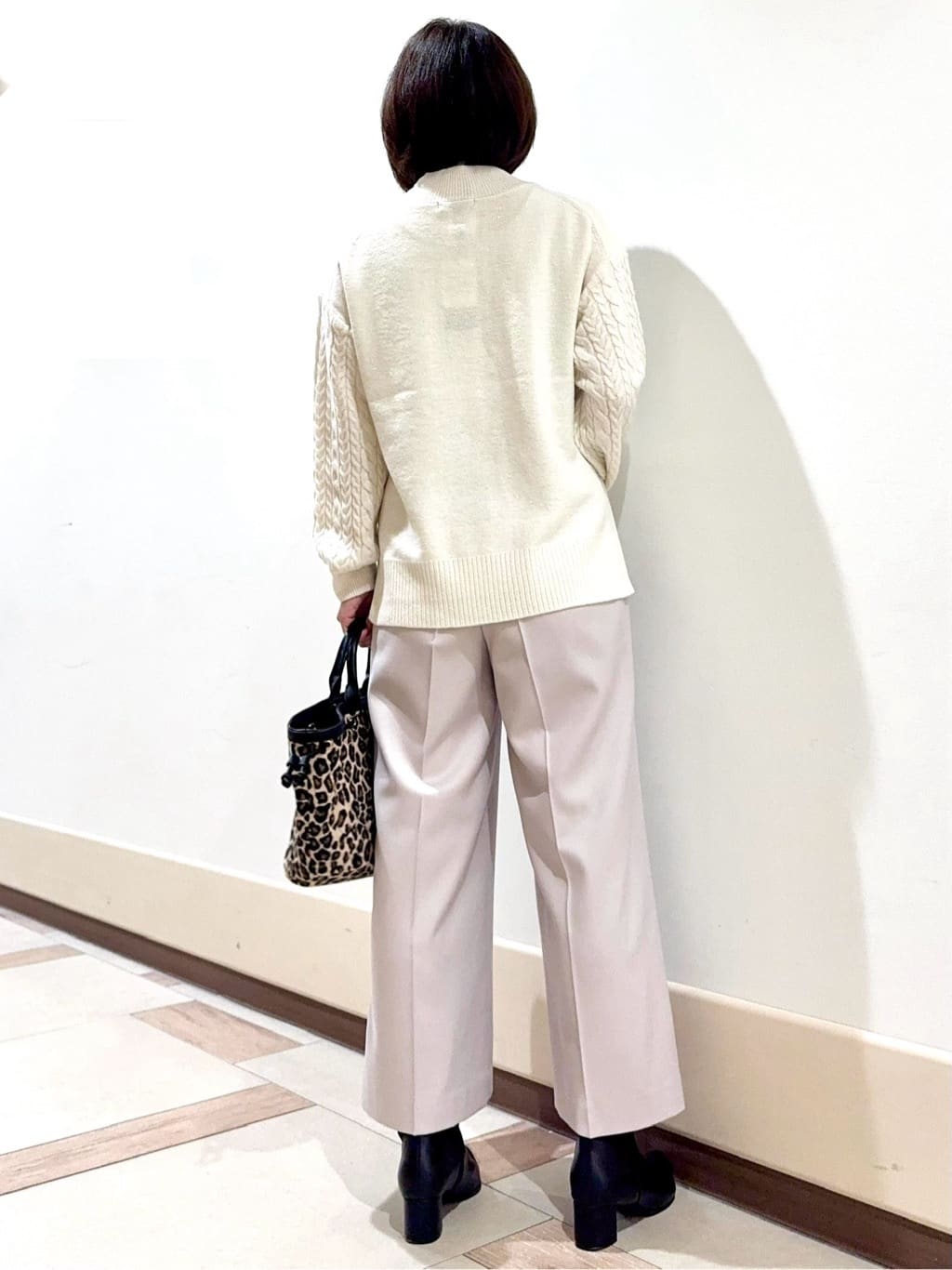 kaeさんの「Reflect｜【腰周りすっきり◎】ワイドクロップドパンツ」を使ったコーディネート