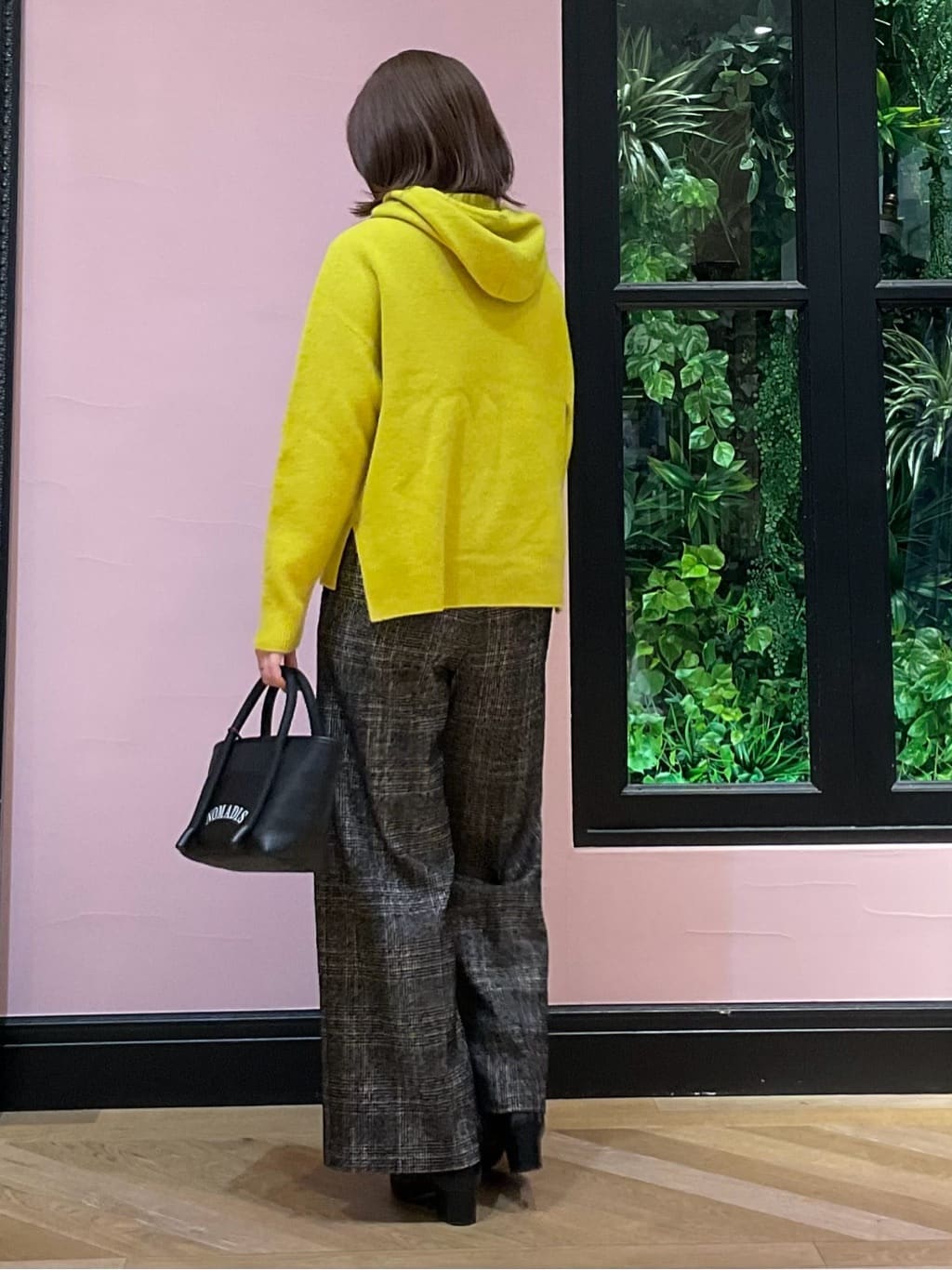 maruさんの「DRESSTERIOR｜カシミヤブレンドフードニット」を使ったコーディネート