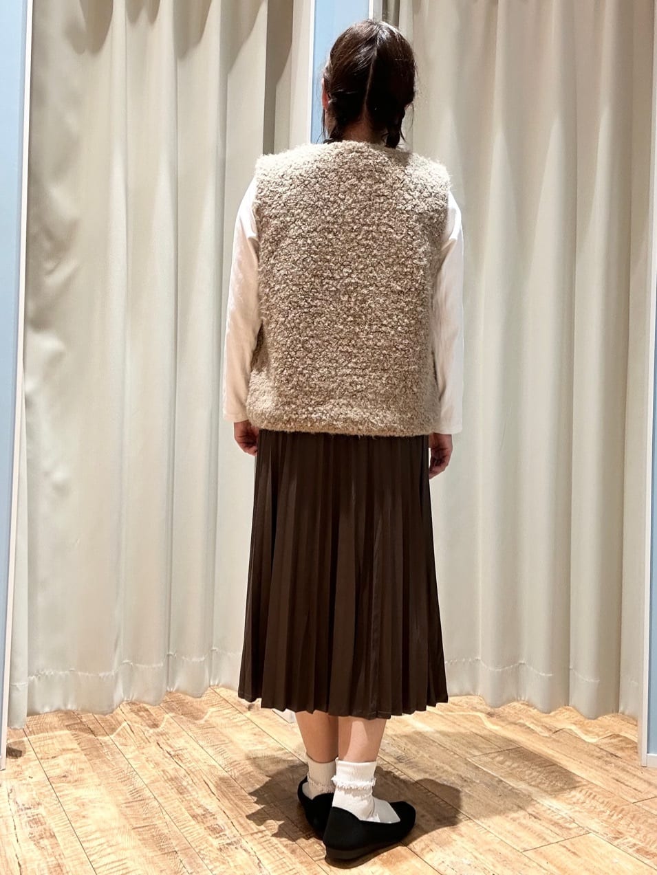 Hikaさんの「SHOO･LA･RUE｜【S-LL】美しく見せる ボートネックロンT」を使ったコーディネート