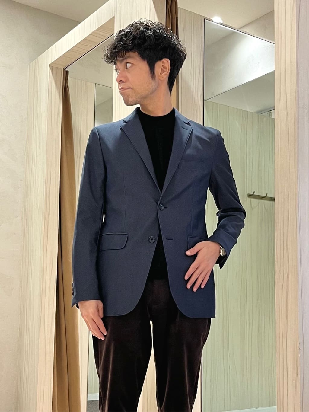 URAさんの「TAKEO KIKUCHI｜【360&deg;ストレッチ／セットアップ対応】None Of Stress ジャケット」を使ったコーディネート