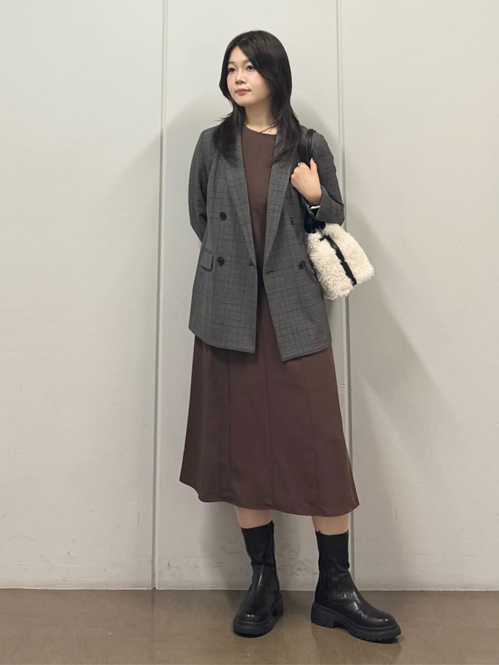mizukiさんの「INDIVI｜【洗える／UVケア】ジョーゼットフレアワンピース」を使ったコーディネート