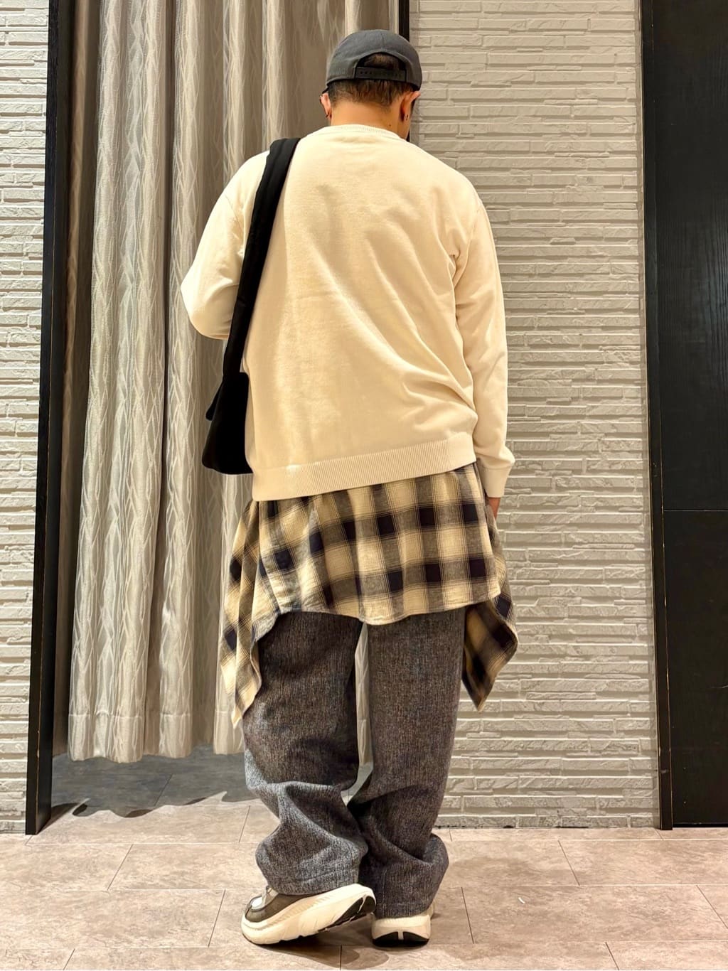 Pーyamaさんの「THE SHOP TK｜【触れるたびに心地良い】ライトモールニット　洗濯機OK/ユニセックスでおすすめ！」を使ったコーディネート