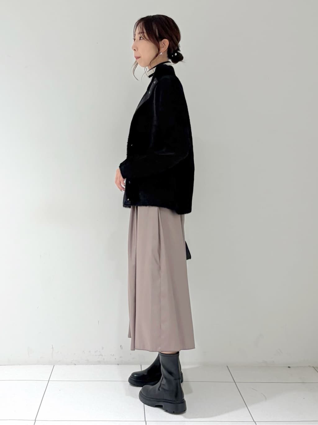 shioriさんの「INDIVI｜スタンドネック シャギーモールニット」を使ったコーディネート