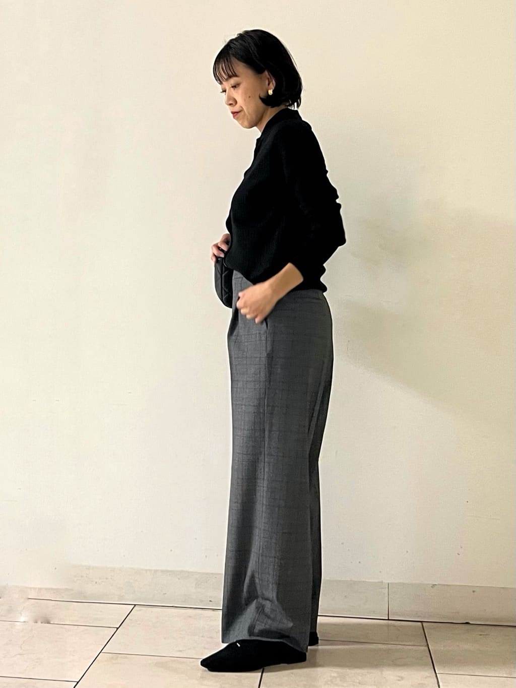 mihoさんの「INDIVI｜【トレンド】衿付きワイドリブニット」を使ったコーディネート