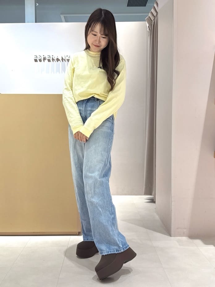 neinaさんの「ESPERANZA｜厚底ニットショートブーツ」を使ったコーディネート