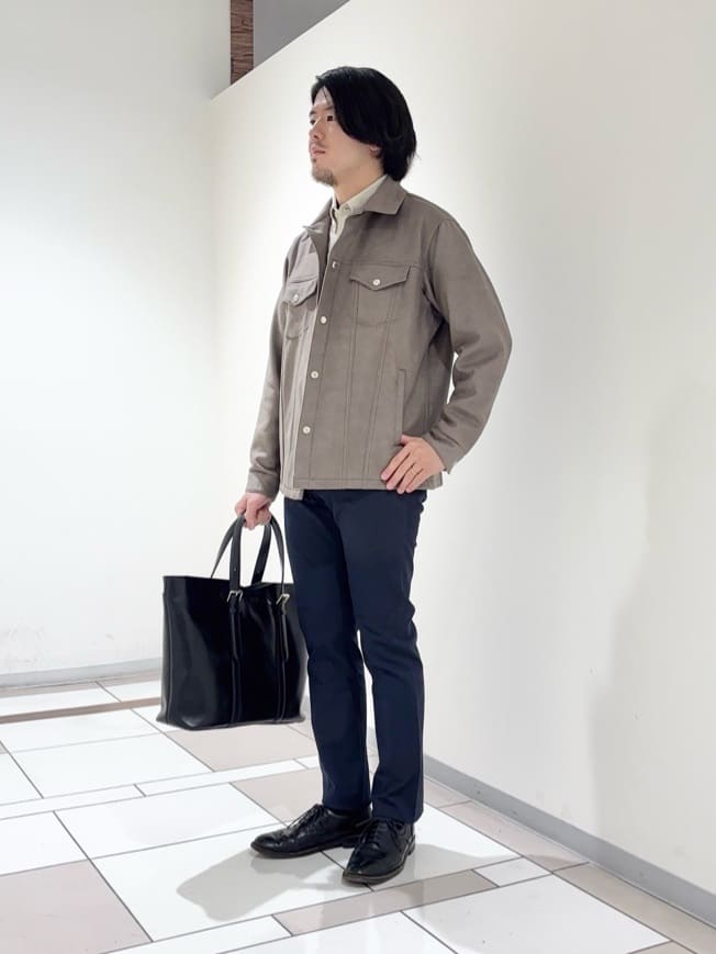 及川さんの「TAKEO KIKUCHI｜【Made in JAPAN】播州織 ヘリンボン ストレート パンツ」を使ったコーディネート