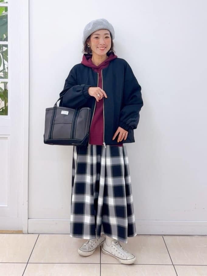 Osawaさんの「Dessin｜ダンボールジップブルゾン」を使ったコーディネート