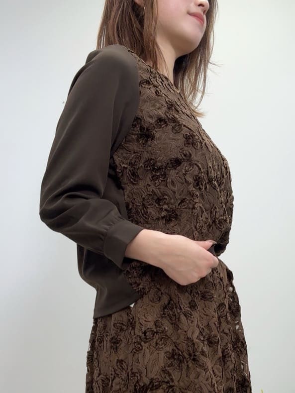 Suma Una本部スタッフさんの「SunaUna｜【モールレース／セットアップ可】ふんわりタックスカート」を使ったコーディネート