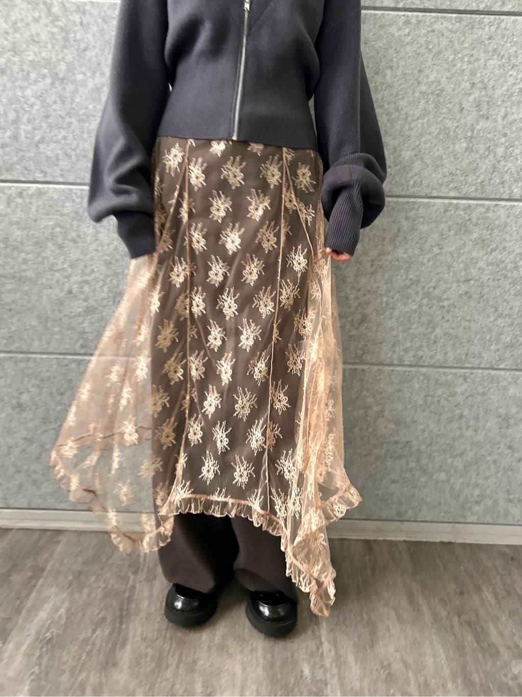 harunaさんの「CODE A｜zip form cardigan」を使ったコーディネート