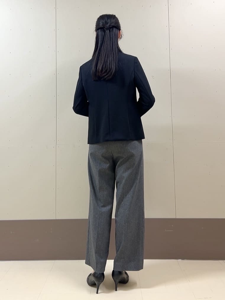 sechiさんの「UNTITLED｜【洗えるスーツ／ストレッチ】ウール混ジャージ テーラードジャケット」を使ったコーディネート