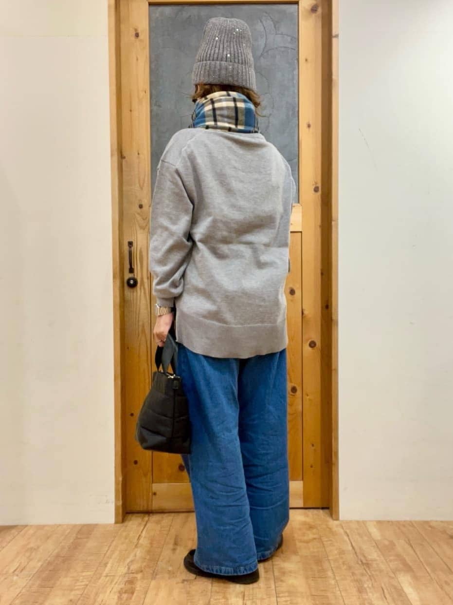 ゆみさんの「SHOO･LA･RUE｜スパンコールリブニット帽」を使ったコーディネート