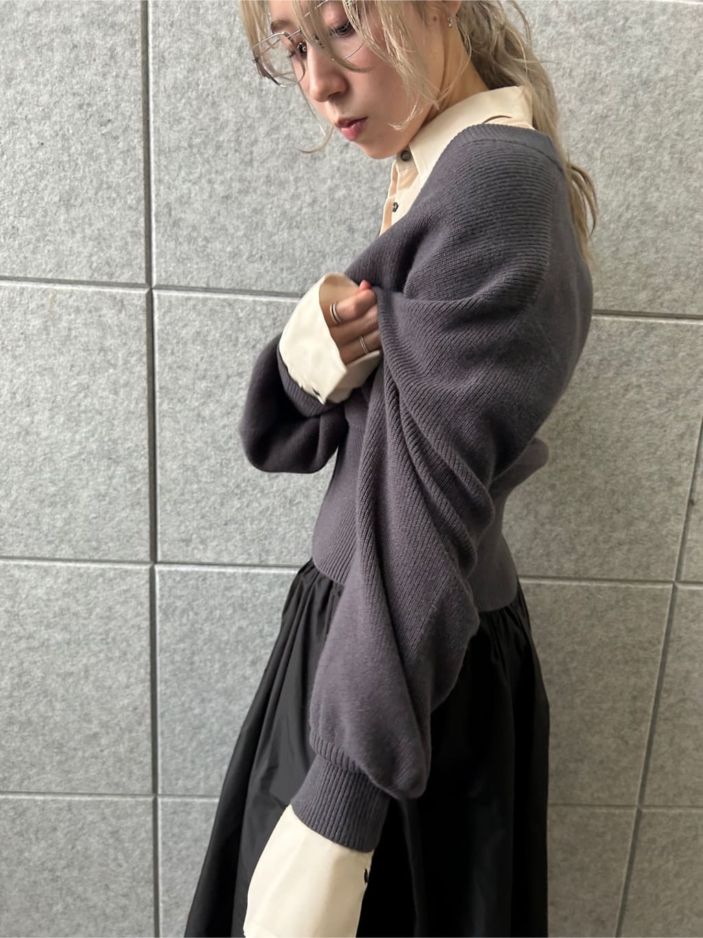 honoka Aさんの「CODE A｜zip form cardigan」を使ったコーディネート