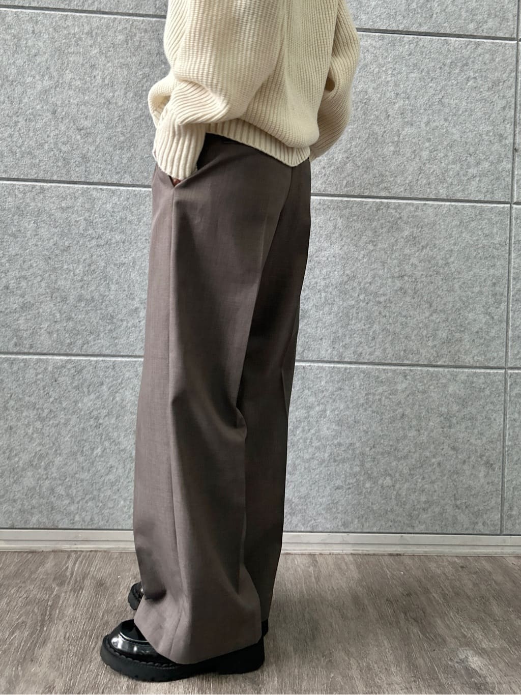 harunaさんの「CODE A｜dual form zip knit」を使ったコーディネート