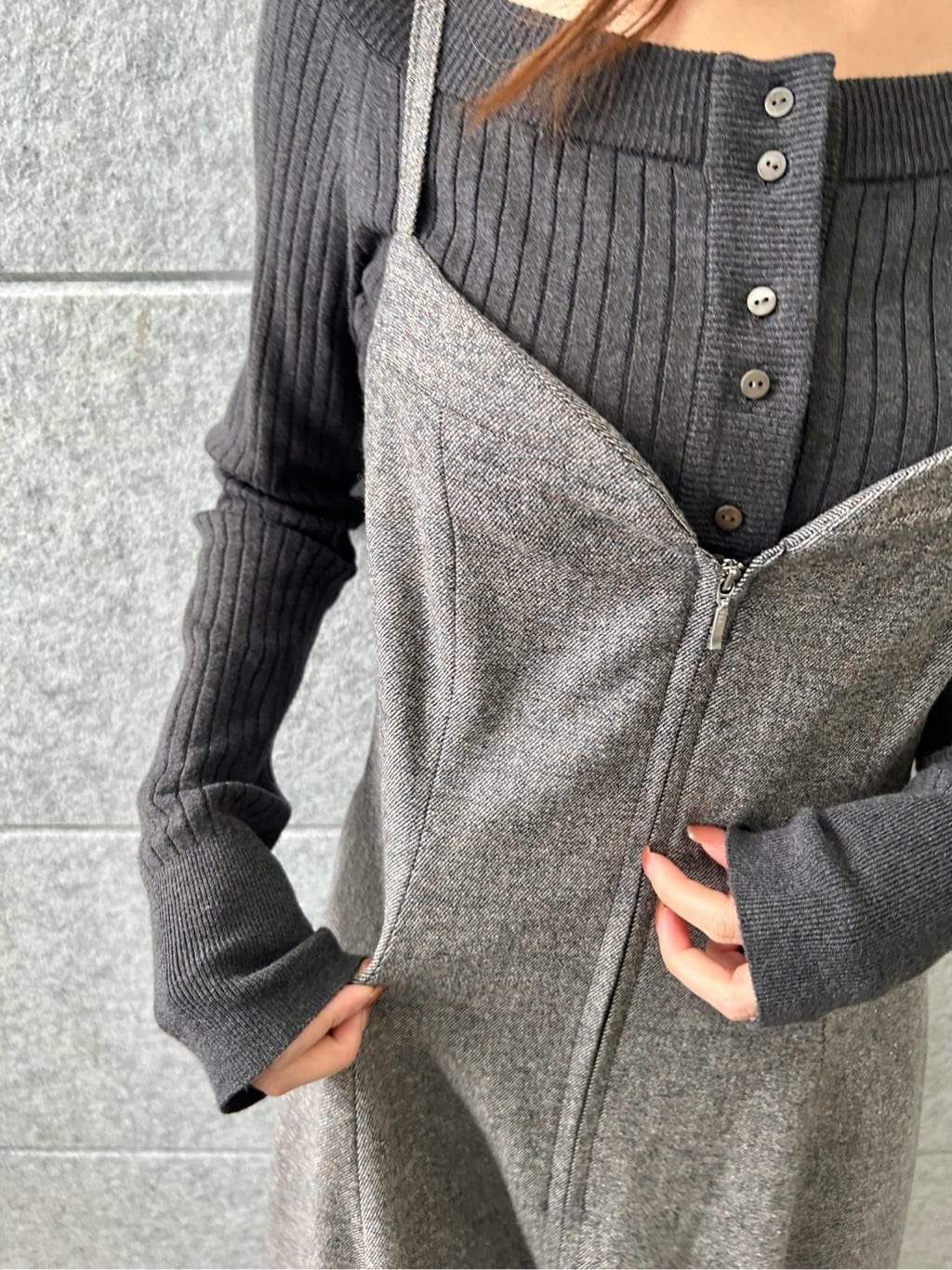 harunaさんの「CODE A｜tweed zip cami dress」を使ったコーディネート