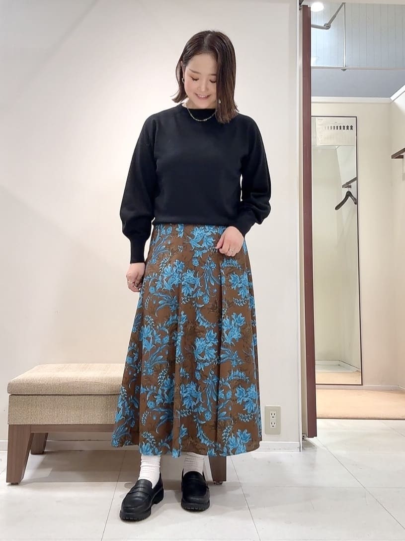 YUIさんの「UNTITLED｜【ロング丈/軽やか】テーラード　リバーコート」を使ったコーディネート