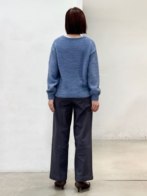 fujiさんの「THE SHOP TK｜【華やかで柔らか】ふわふわフェザーニット/洗える・前後2WAY」を使ったコーディネート