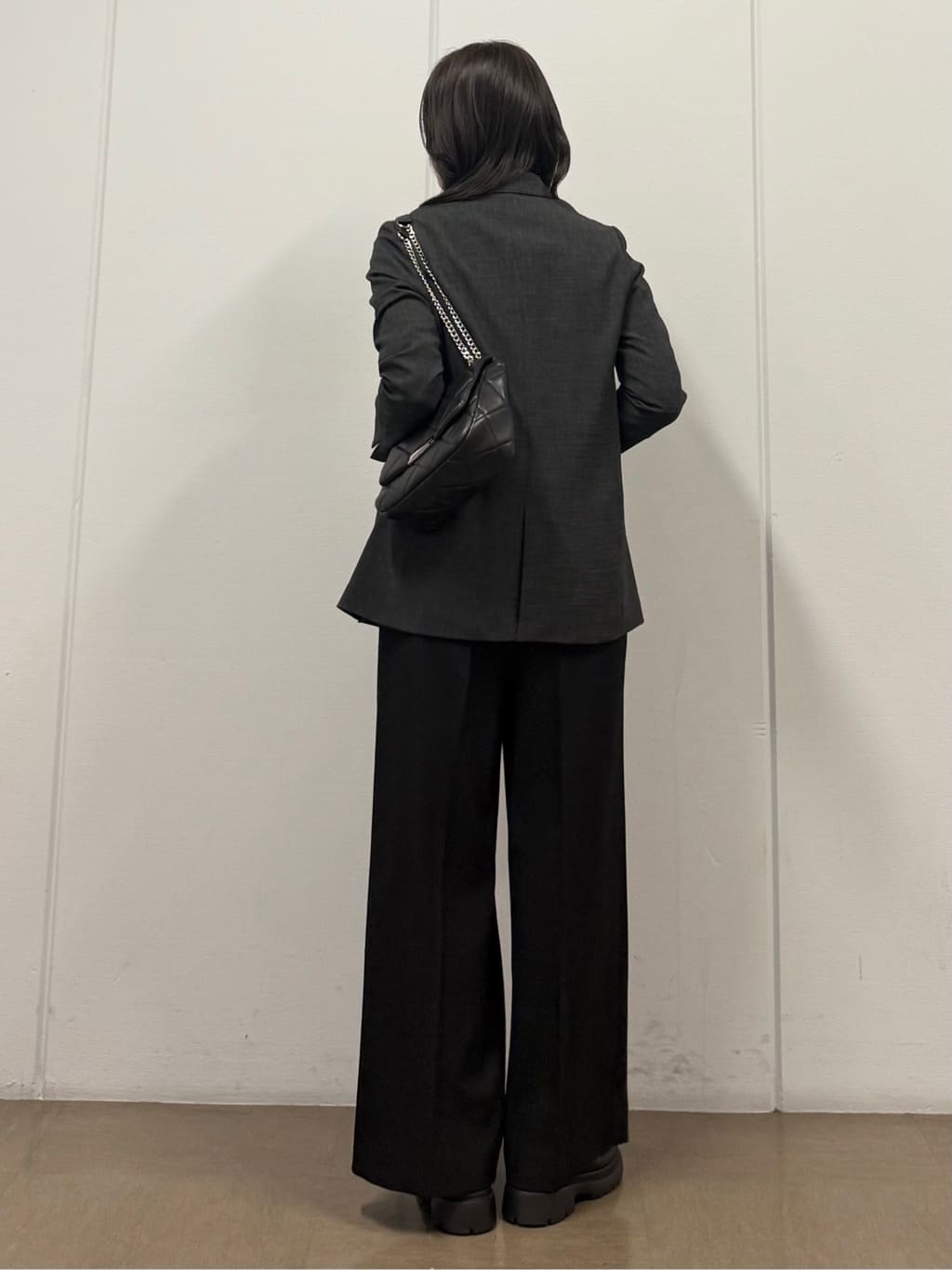 mizukiさんの「INDIVI｜【洗える／セットアップ可能】凹凸ストレッチ素材ダブルジャケット」を使ったコーディネート