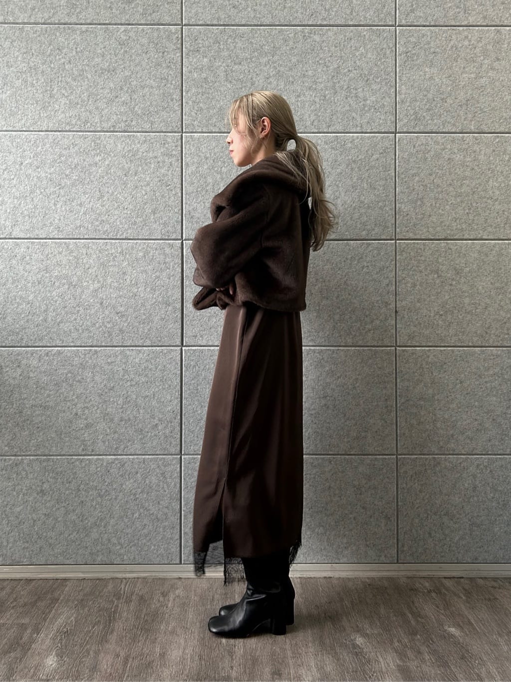 honoka Aさんの「CODE A｜faux mink short jacket」を使ったコーディネート