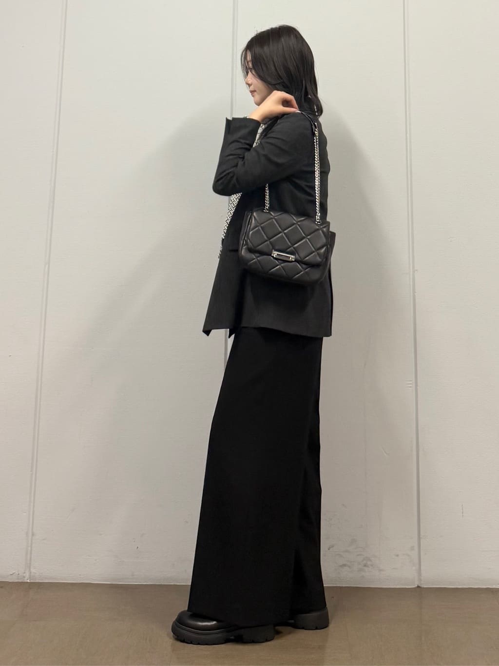 mizukiさんの「INDIVI｜【洗える／セットアップ可能】凹凸ストレッチ素材ダブルジャケット」を使ったコーディネート