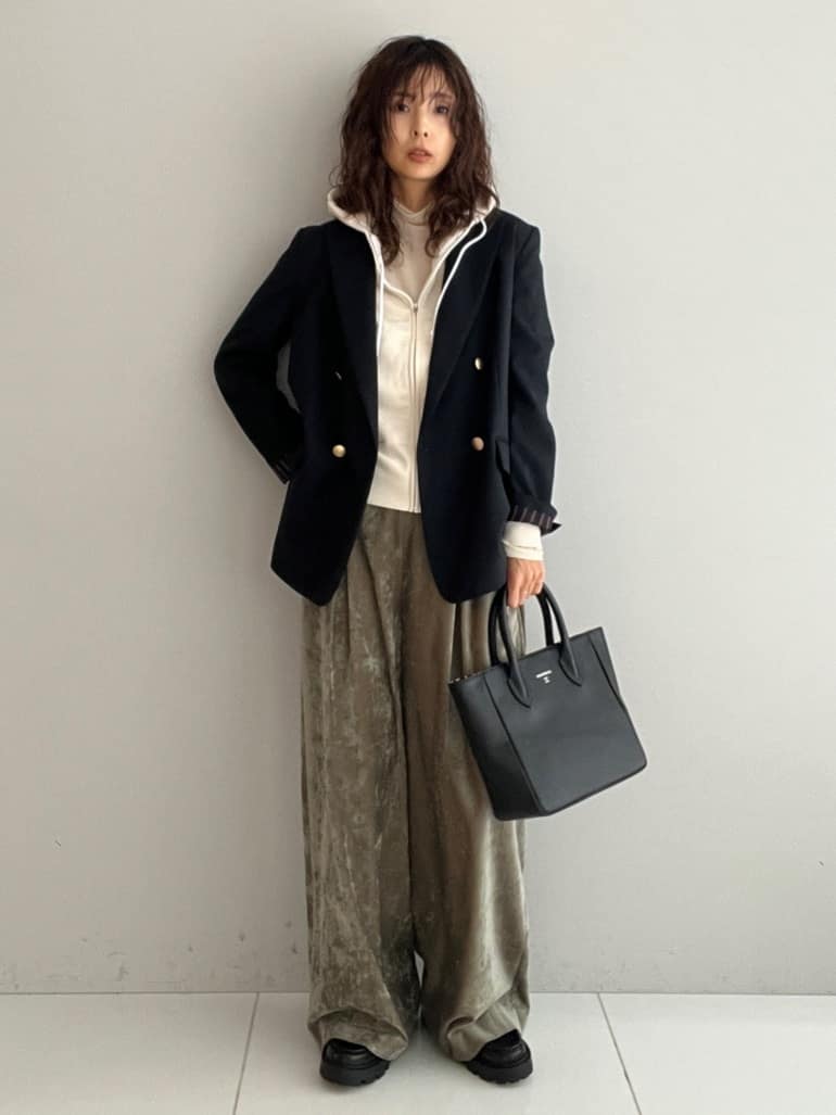 misaさんの「DRESSTERIOR｜デキシー吊裏毛ジップアップパーカ」を使ったコーディネート