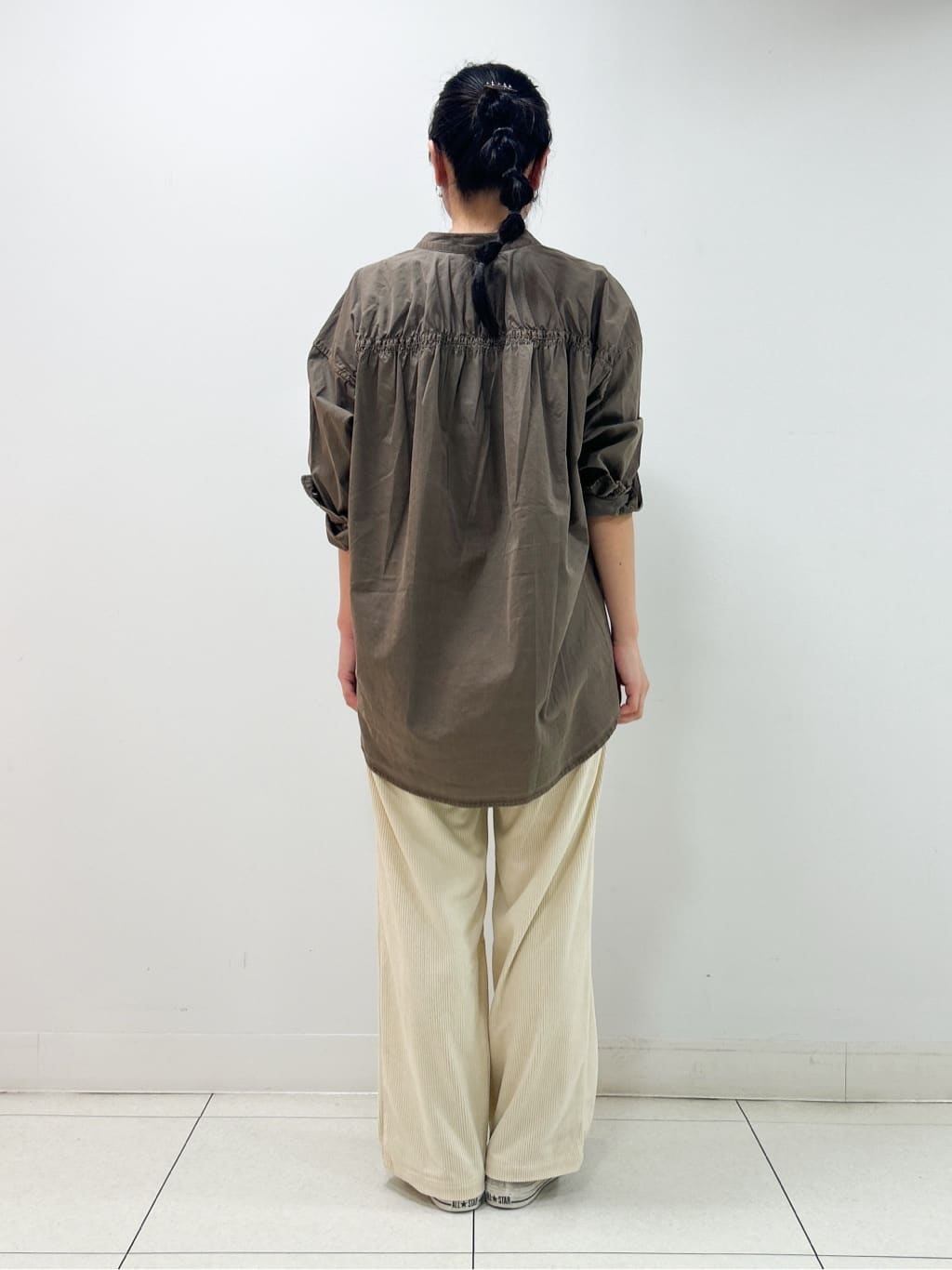 Kaiさんの「Dessin｜【洗える】ピグメントバンドカラーシャツ」を使ったコーディネート