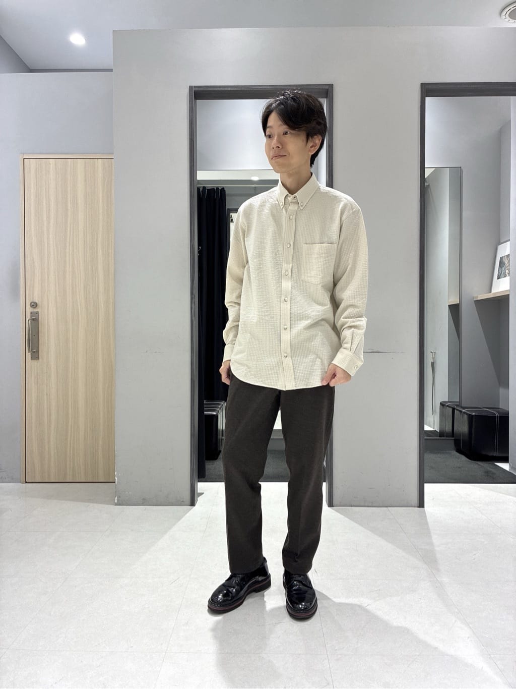 わいずみさんの「TAKEO KIKUCHI｜【None Of Stress】アクティブジャージ 千鳥 パンツ」を使ったコーディネート