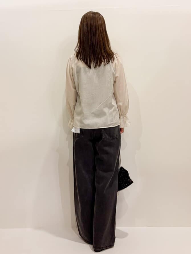 Satoさんの「OPAQUE.CLIP｜タックフリルバンドカラーブラウス【洗濯機OK／イージーアイロン】」を使ったコーディネート