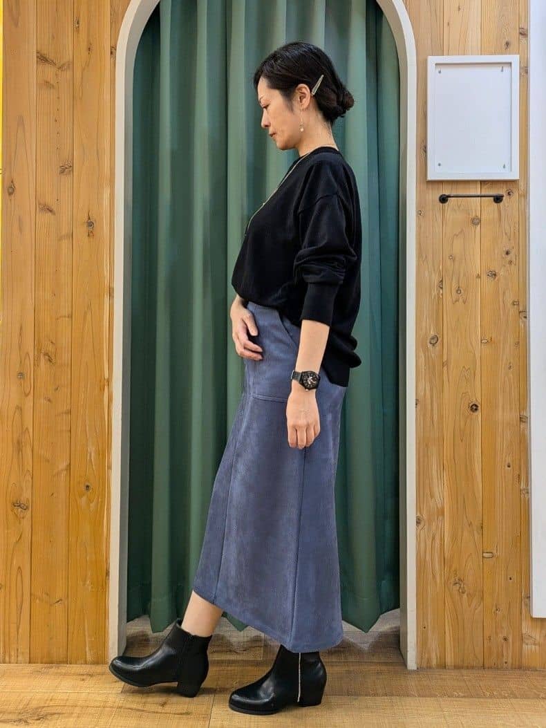 ショーコラさんの「SHOO･LA･RUE｜【高レビュー/洗濯機可】ゆるシルエットで体型カバー もちもちニット」を使ったコーディネート