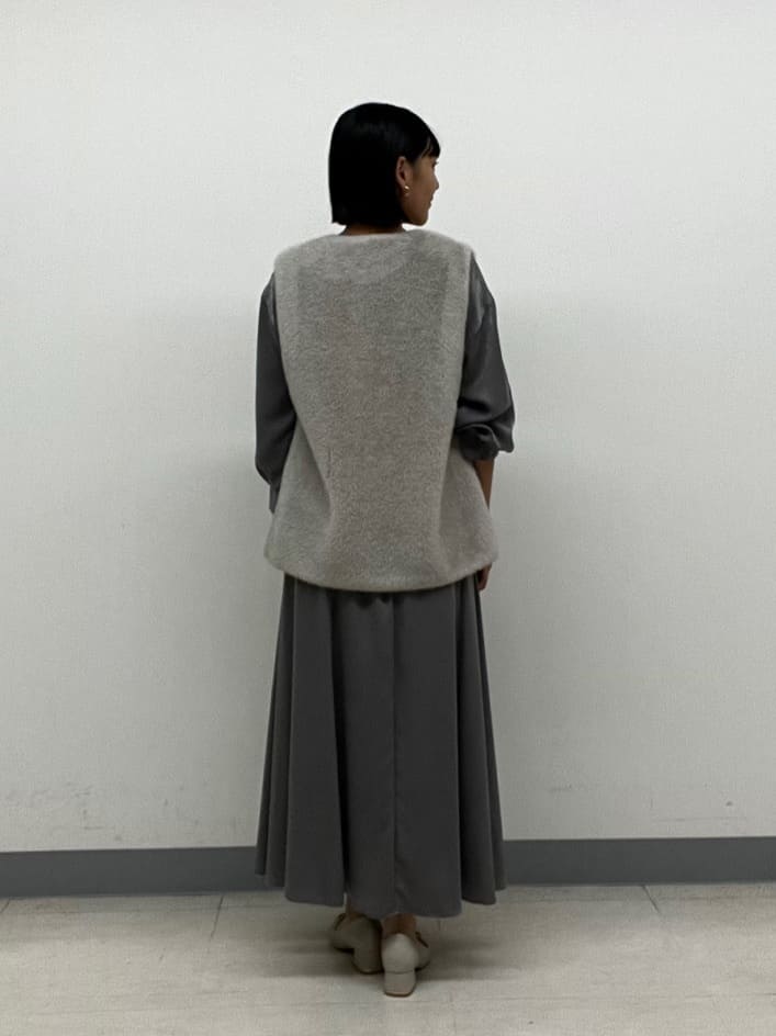 hinanoさんの「INDIVI｜ミンク調フェイクファージレ」を使ったコーディネート