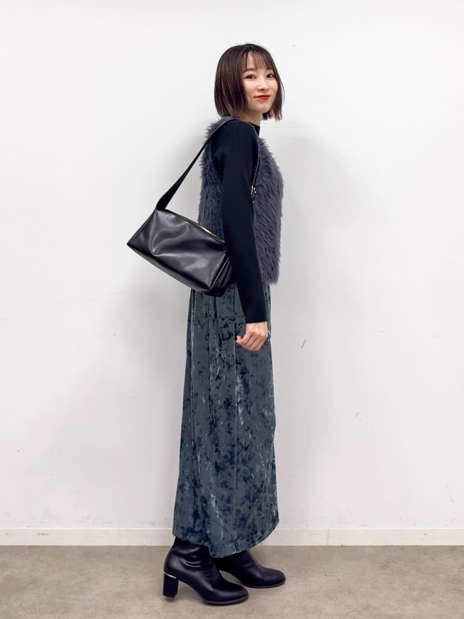 𝐜𝐡𝐢𝐤𝐚さんの「SHOO･LA･RUE｜【絶妙なゆるピタ/洗濯機可】ちくちくしにくい リブハイネックやわらかニット」を使ったコーディネート