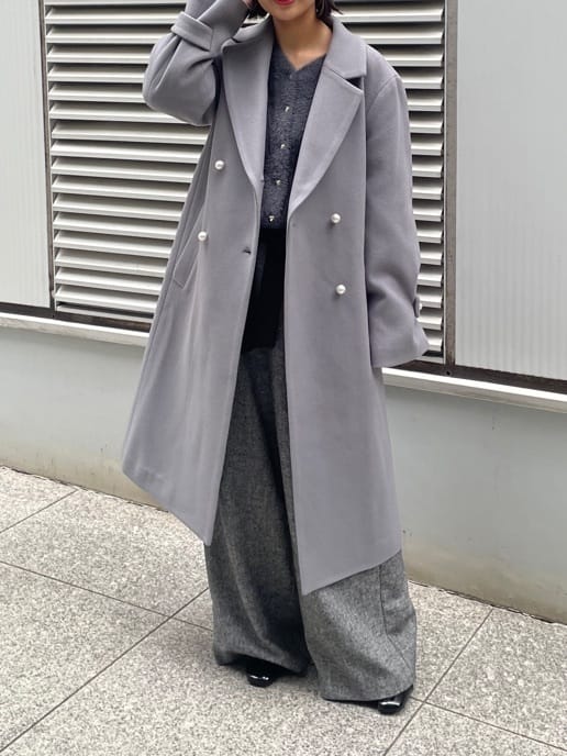 abeさんの「Couture brooch｜【上品華やか・通勤】ラメツイード ワイドパンツ」を使ったコーディネート