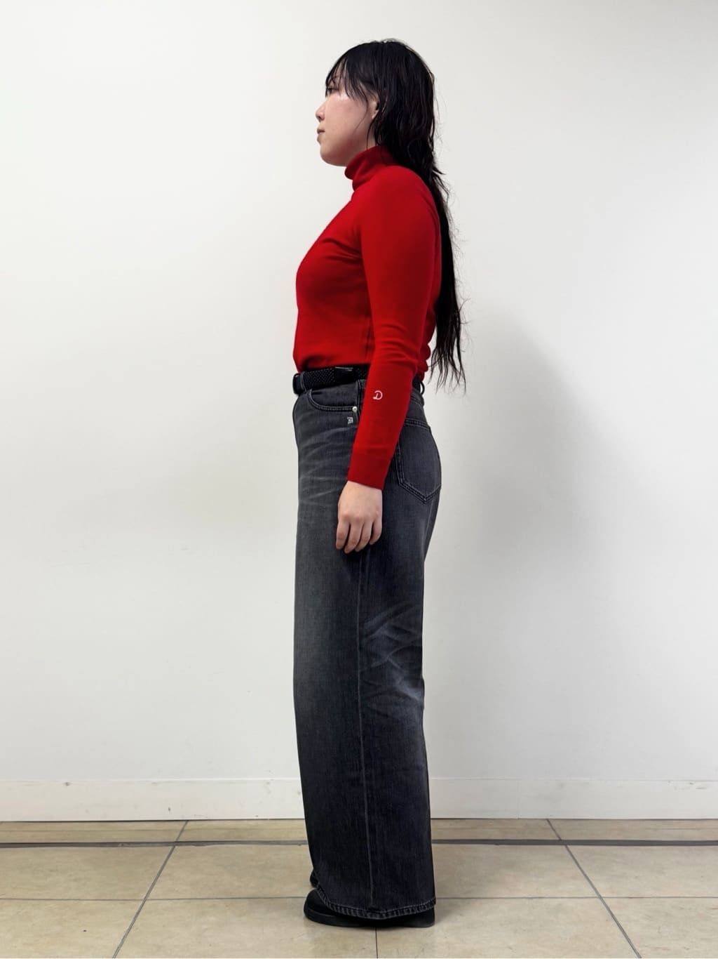 なかもとあきさんの「DRESSTERIOR｜ヴィンテージ加工ワイドデニムパンツ」を使ったコーディネート