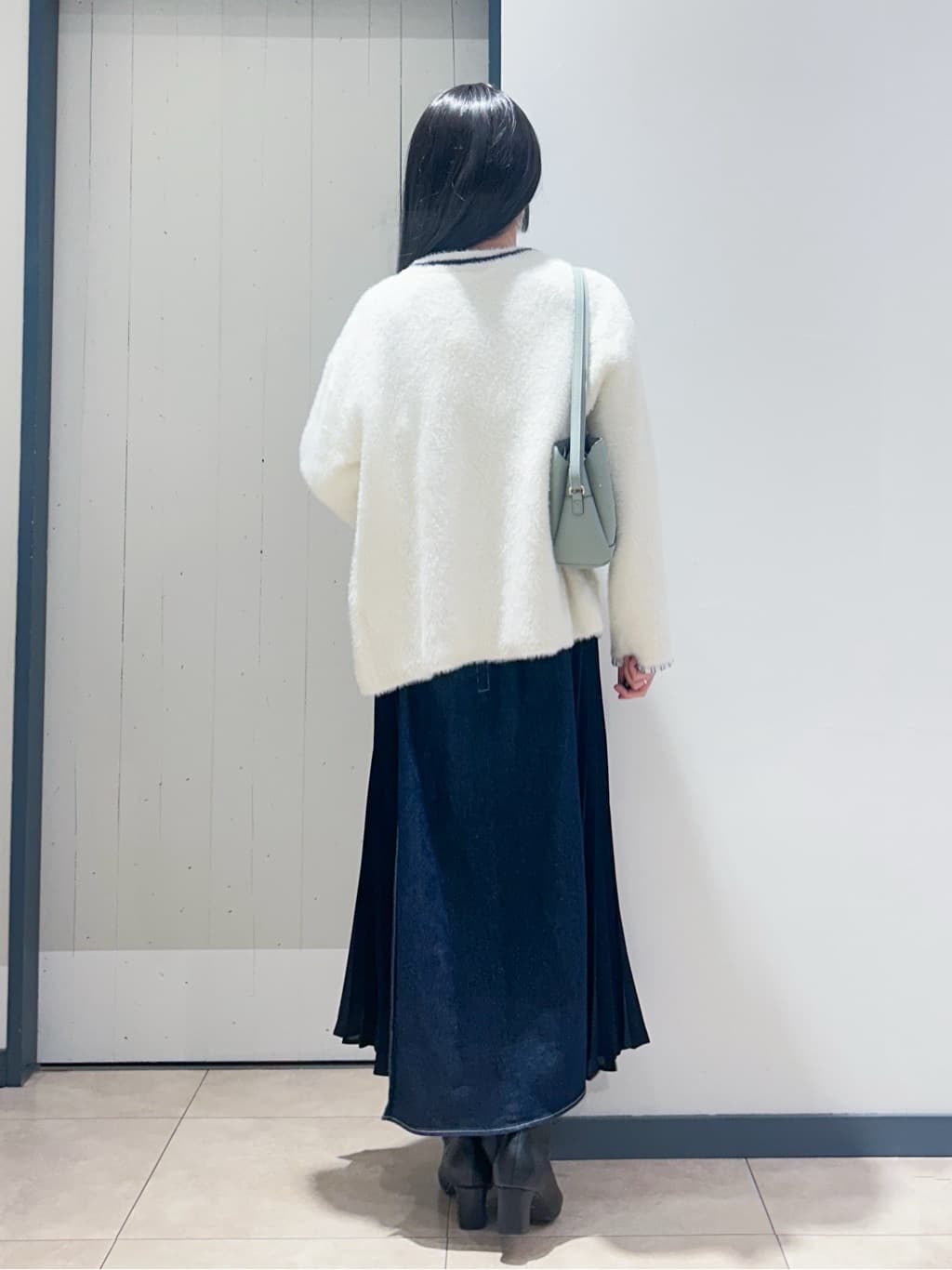 yukinoさんの「grove｜フリルカラーリボンブラウス」を使ったコーディネート