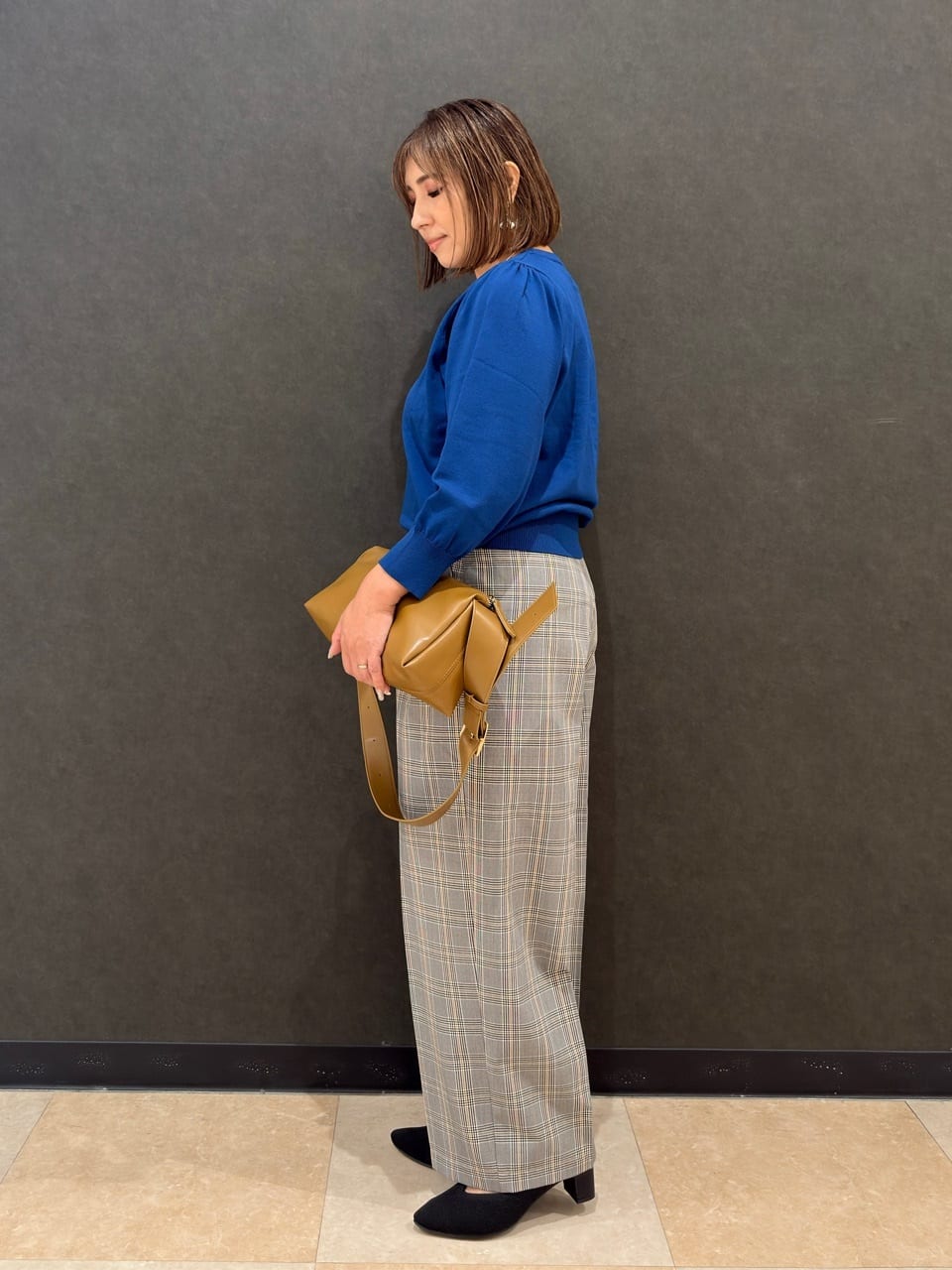 Megさんの「SHOO･LA･RUE｜【洗濯機可/S-LL】すっきり上品きれい見え タックワイドパンツ」を使ったコーディネート