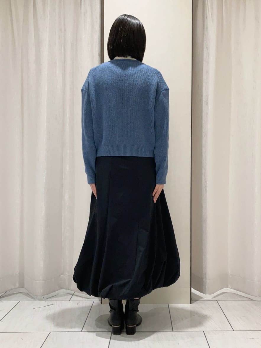 わたなべさんの「UNTITLED｜【ゆったりサイズ／着丈短め】ジップニットカーディガン」を使ったコーディネート