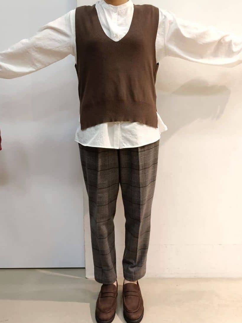 あんさんの「THE SHOP TK｜【春まで着られる】ニットベスト＆ブラウスセット/洗濯機OK」を使ったコーディネート