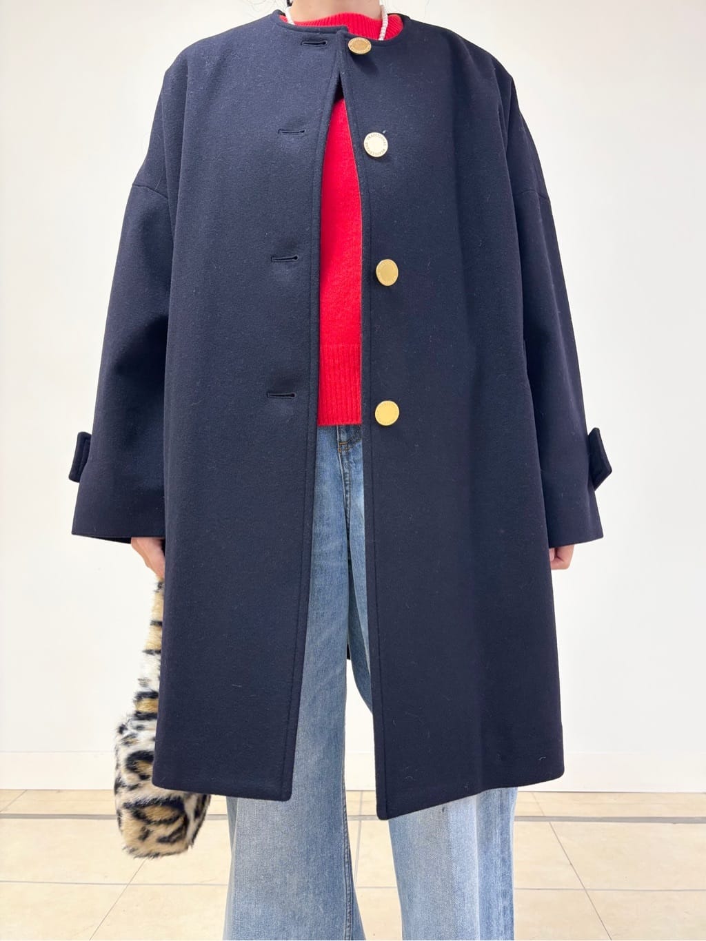 YOKOTAさんの「DRESSTERIOR｜◆コンパクトフェイクファーバッグ」を使ったコーディネート