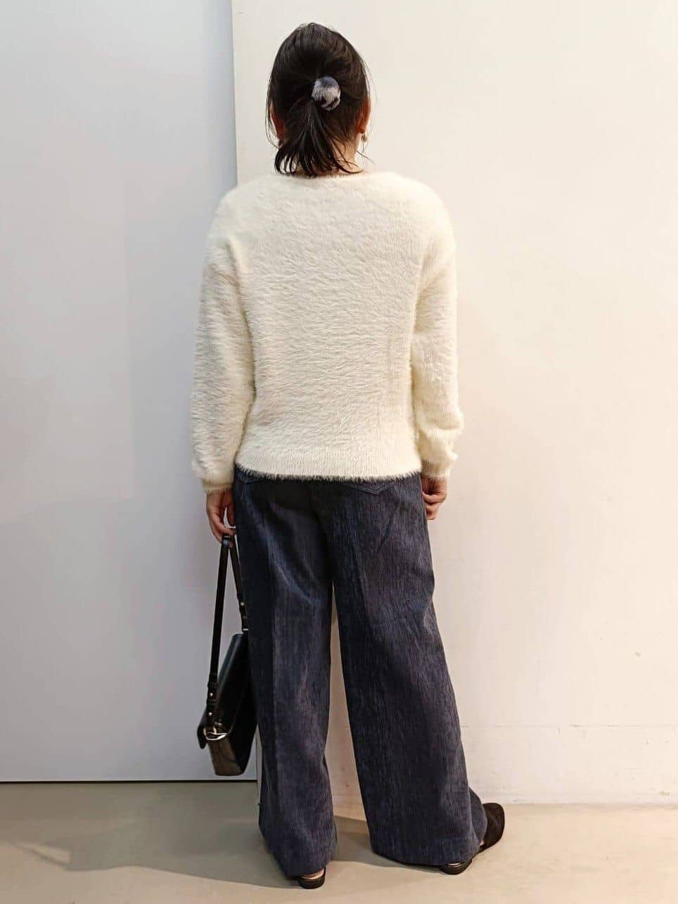 あんさんの「THE SHOP TK｜【華やかで柔らか】ふわふわフェザーニット/洗える・前後2WAY」を使ったコーディネート