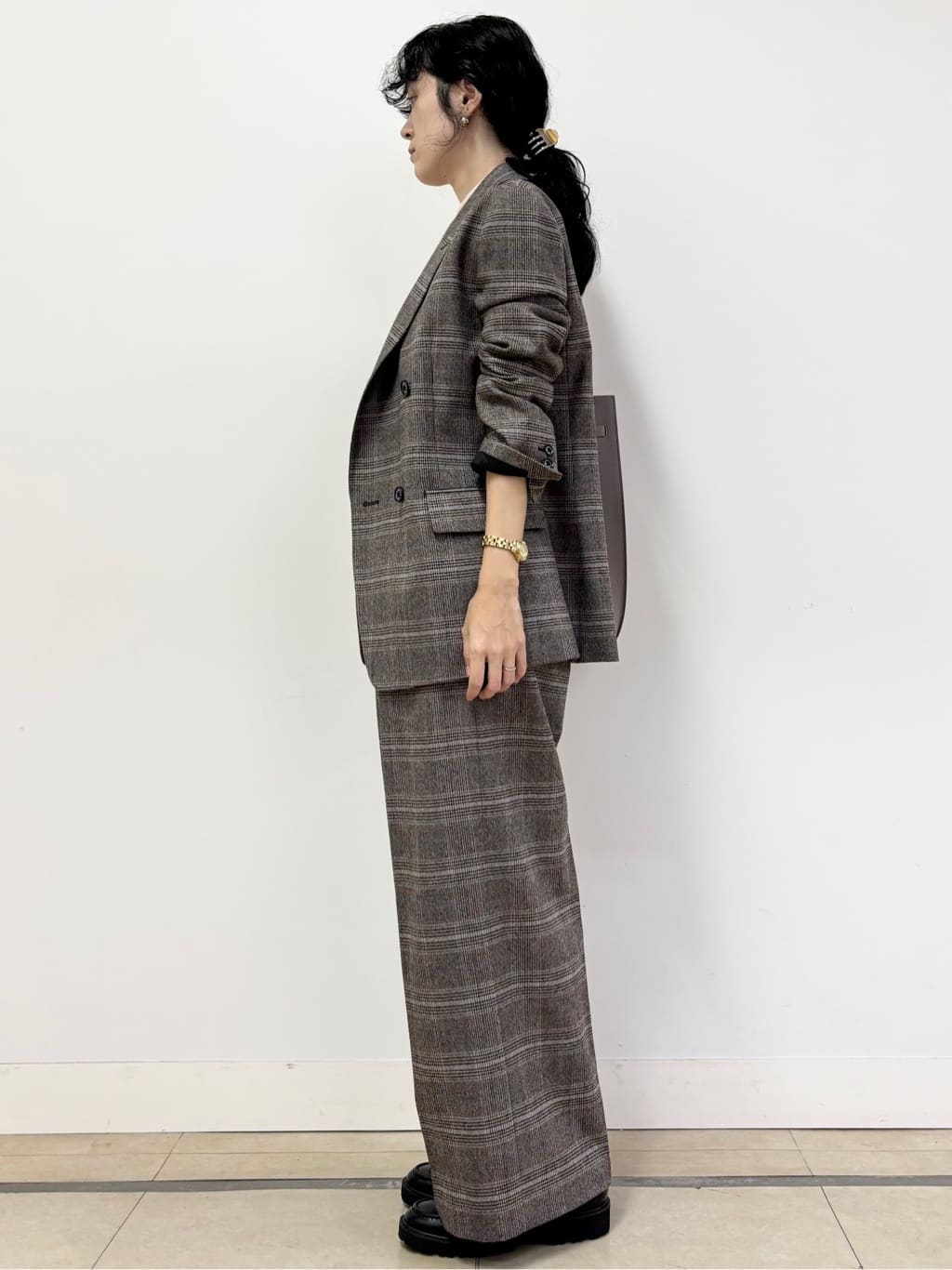 YOKOTAさんの「DRESSTERIOR｜◆サキソニーグレンチェックジャケット」を使ったコーディネート