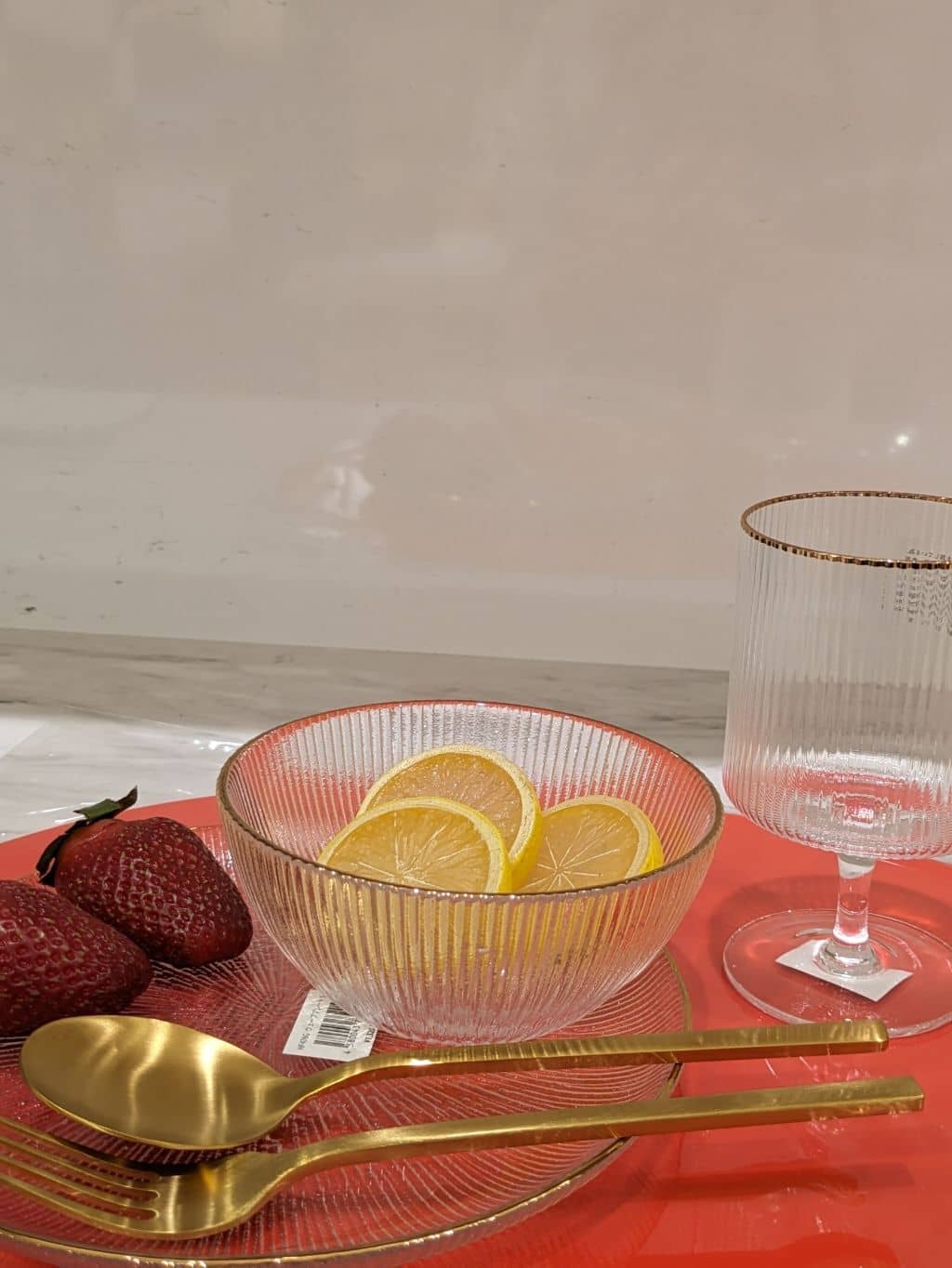 minoriさんの「212 KITCHEN STORE｜ウェーブ　ゴールドボウル １２.５」を使ったコーディネート