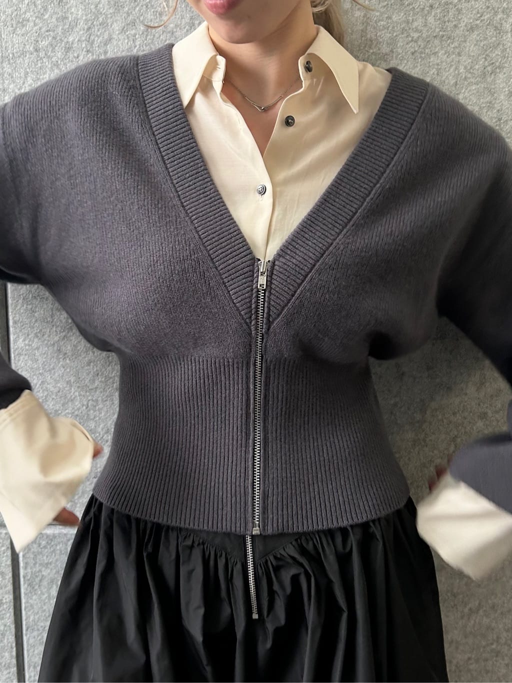 honoka Aさんの「CODE A｜zip form cardigan」を使ったコーディネート